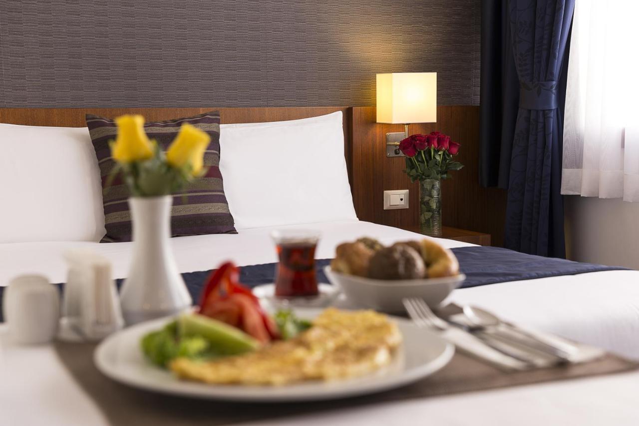 Taxim Express Bosphorus Hotel Istanboel